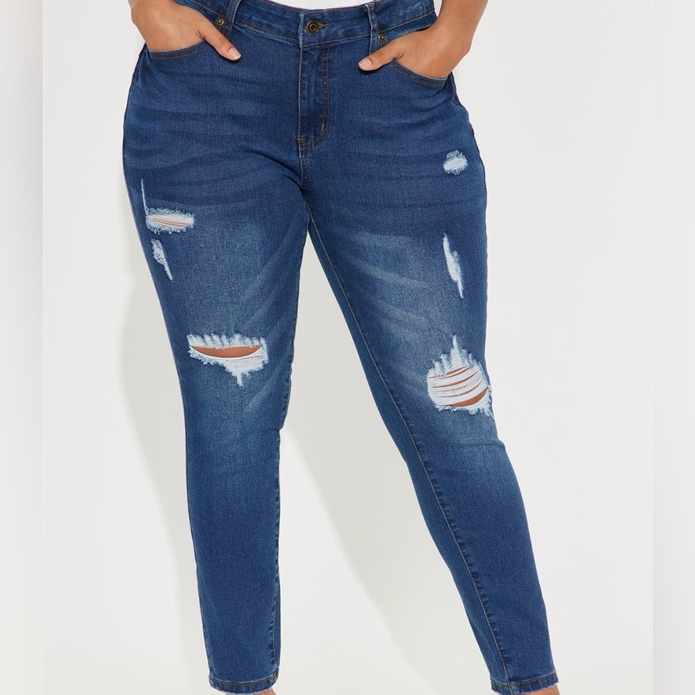 Classic Dark Blue Distressed Jeans NWT
